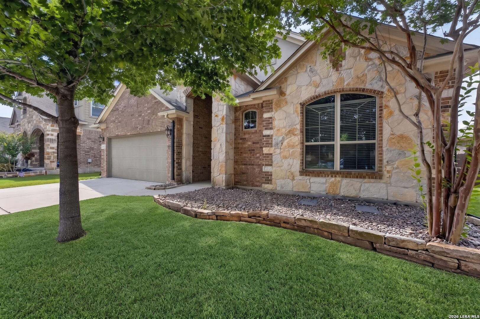 2932 Sunridge Dr