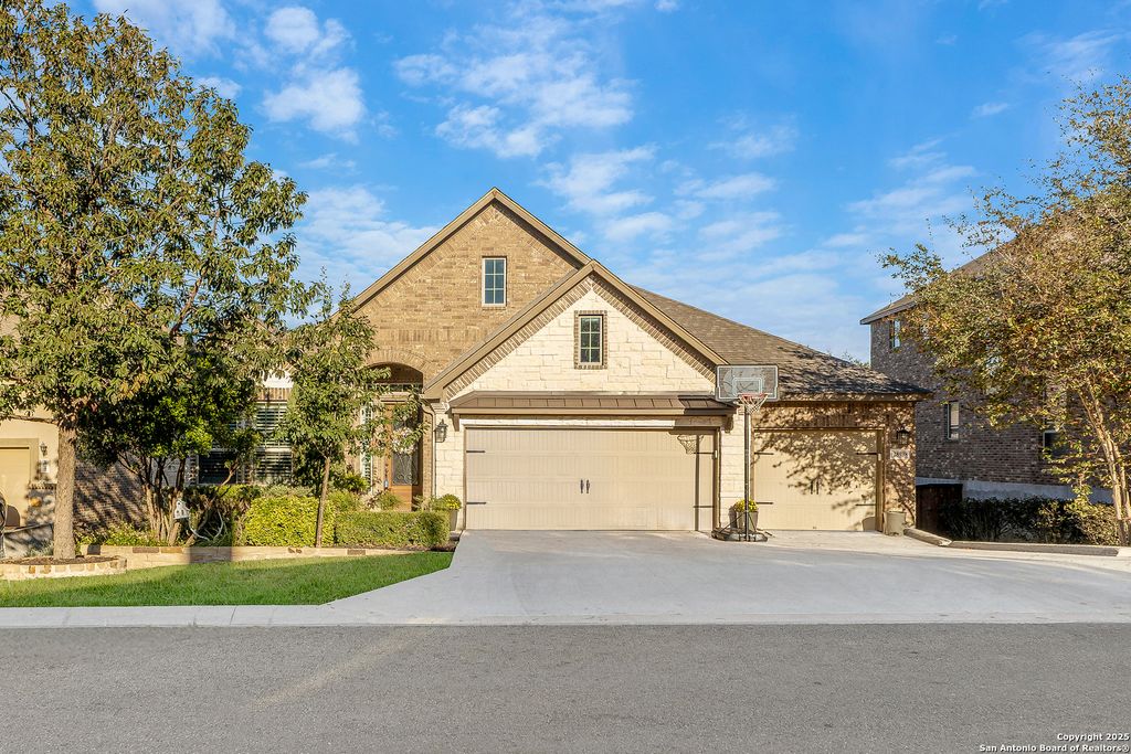 Photo of 28938 Fairs Gate, Fair Oaks Ranch, TX 78015 (MLS # 1919113)
