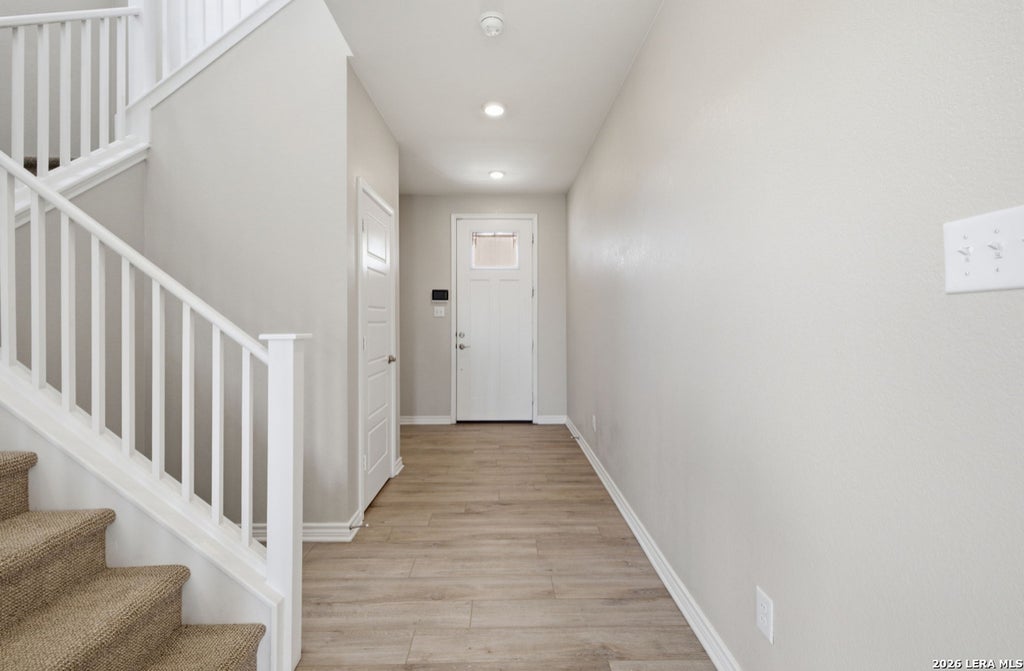 Photo of 118 E Granite Shoals, Boerne, TX 78006 (MLS # 1995659)