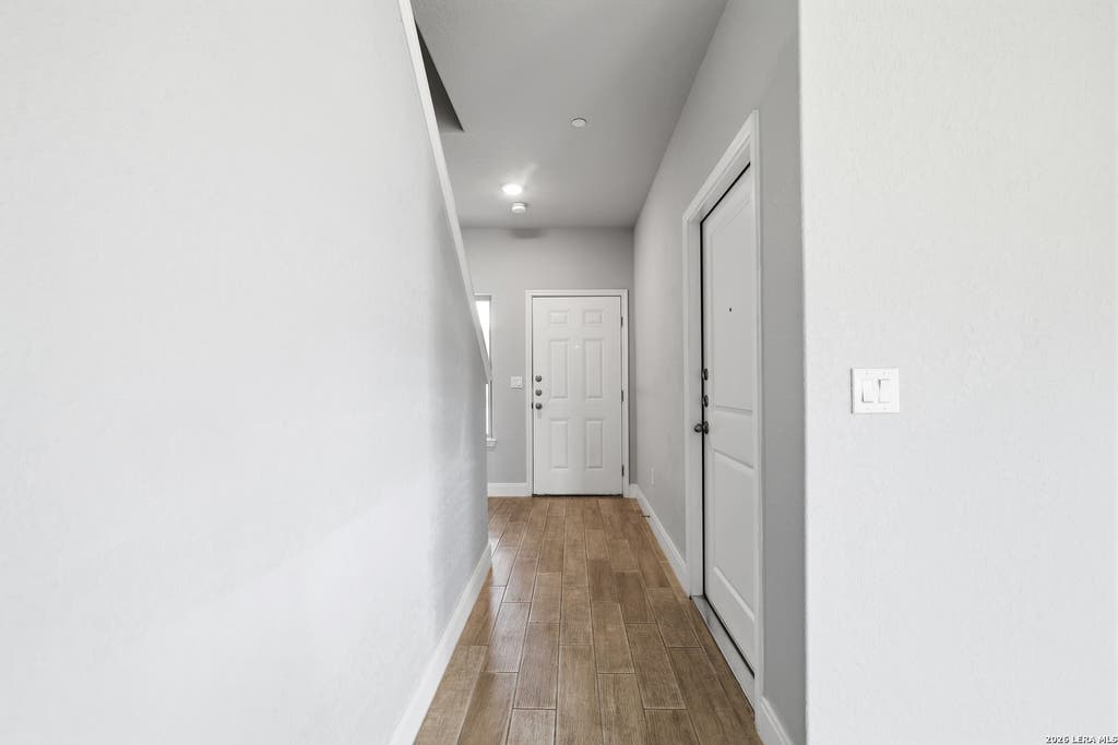 Photo of 7220 SAVANNAH BRKS, Live Oak, TX 78233 (MLS # 1969715)