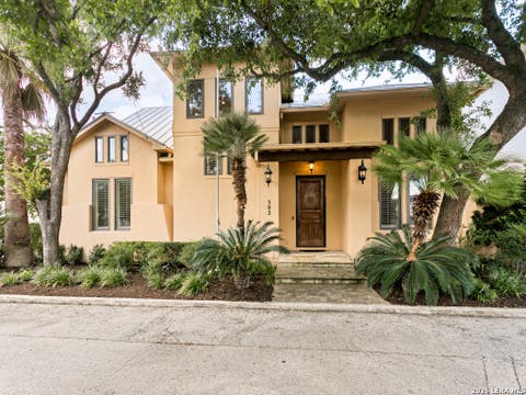 Photo of 502 SHERATON DR, San Antonio, TX 78209 (MLS # 1997444)