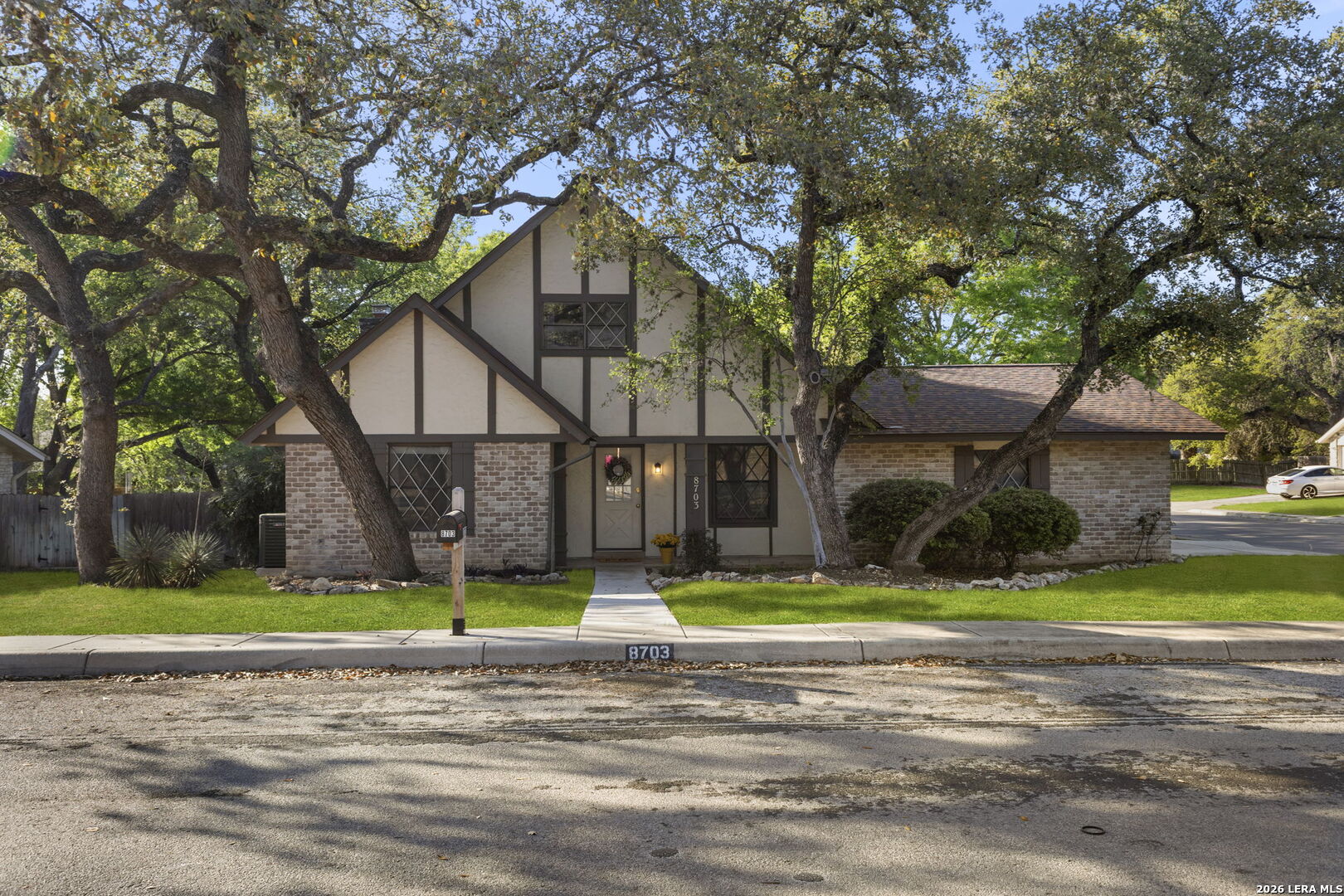 8703 timberwick