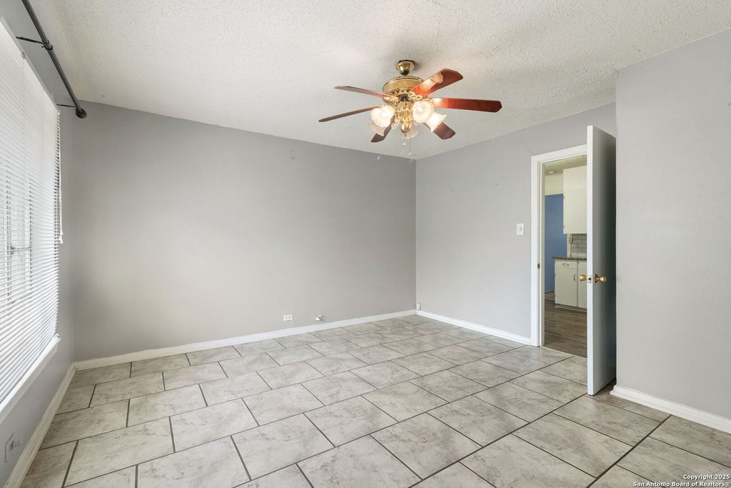 Photo of 123 Haby Dr, San Antonio, TX 78212 (MLS # 1857539)