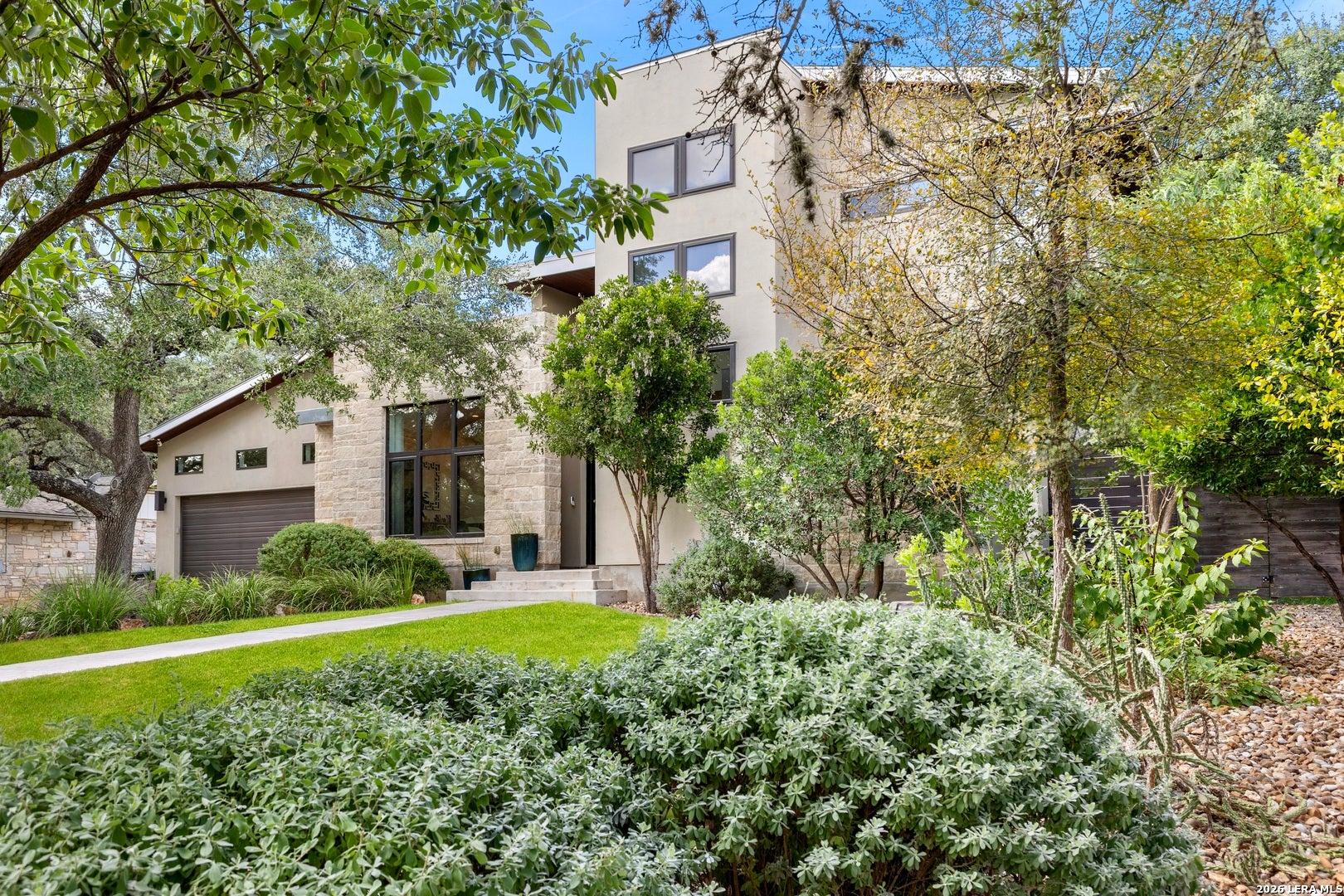 16919 Happy Hollow Dr