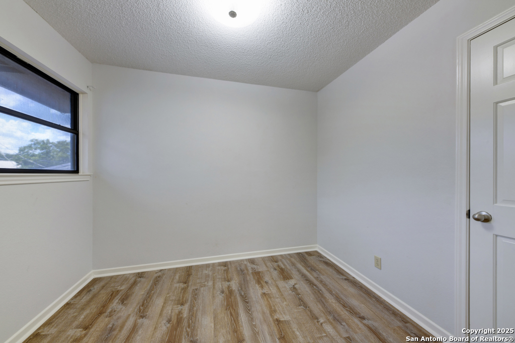 Canyon Lake, Texas 78133, United States, 4 Bedrooms Bedrooms, ,3 BathroomsBathrooms,Residential,Active,191665