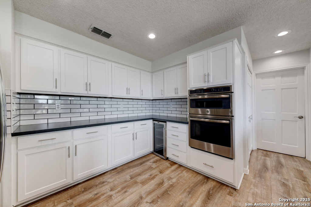 Canyon Lake, Texas 78133, United States, 4 Bedrooms Bedrooms, ,3 BathroomsBathrooms,Residential,Active,191665