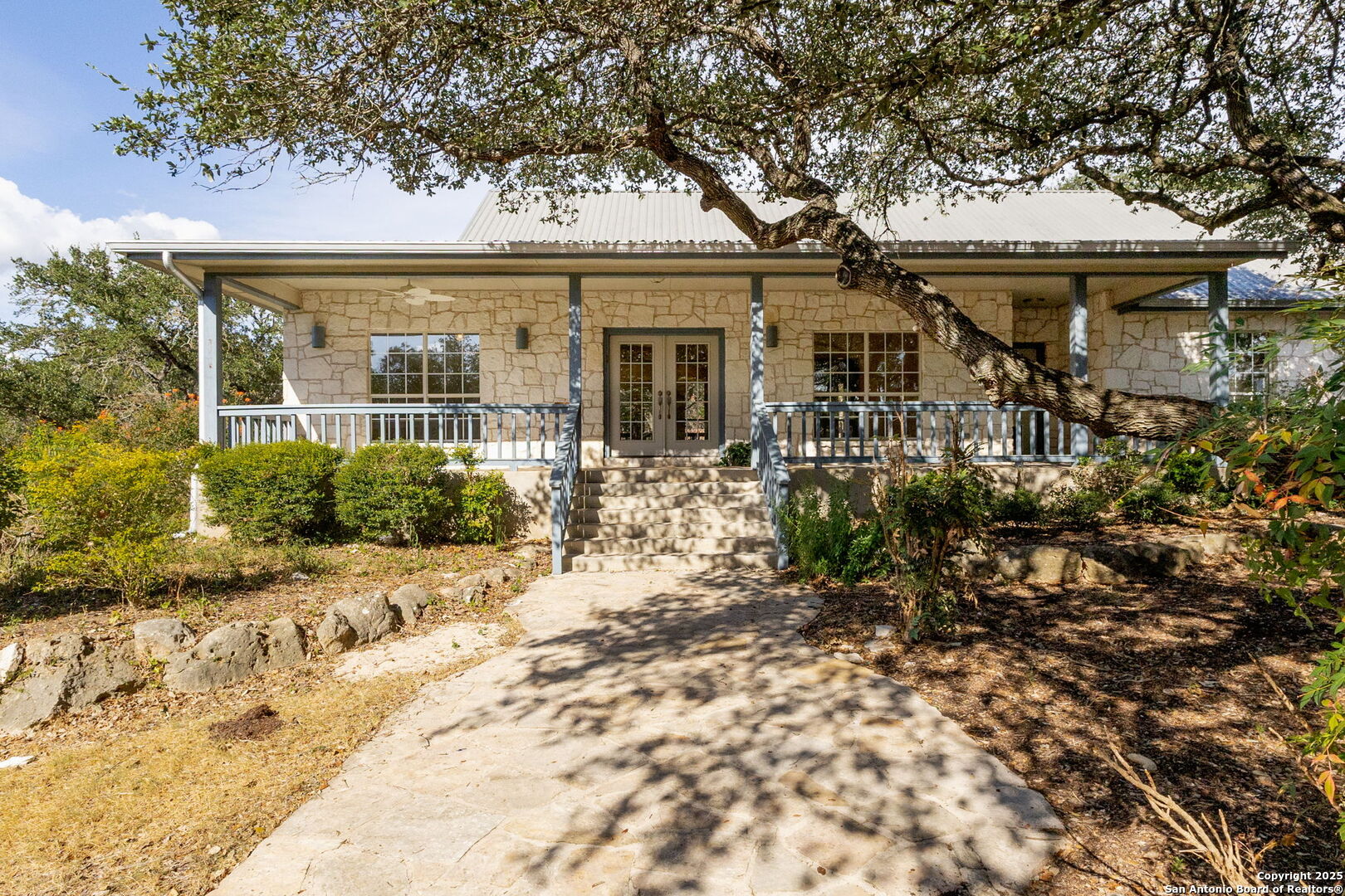 28524 Oak Creek