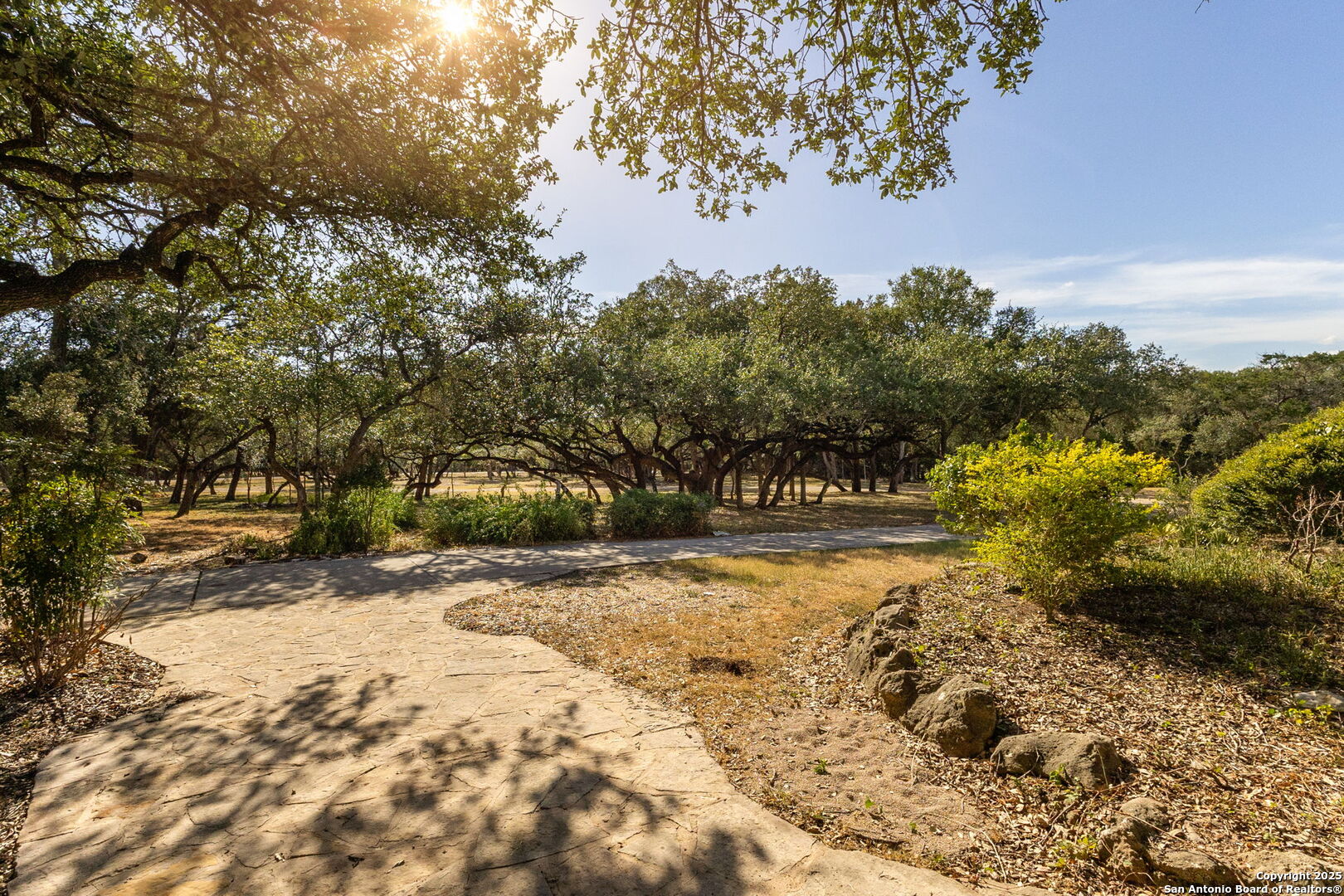 28524 Oak Creek