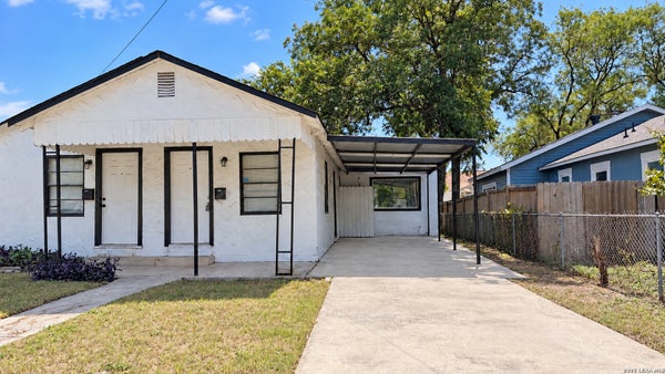 246 BENITA ST # 2, SAN ANTONIO, TX 78210 - Image 7b784d34236dbdb7babea3ba16ea873d/2460777327
