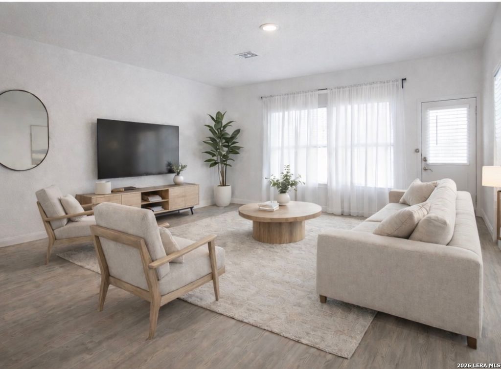 Photo of 209 Wolf Crest Blvd, Seguin, TX 78155 (MLS # 1934201)