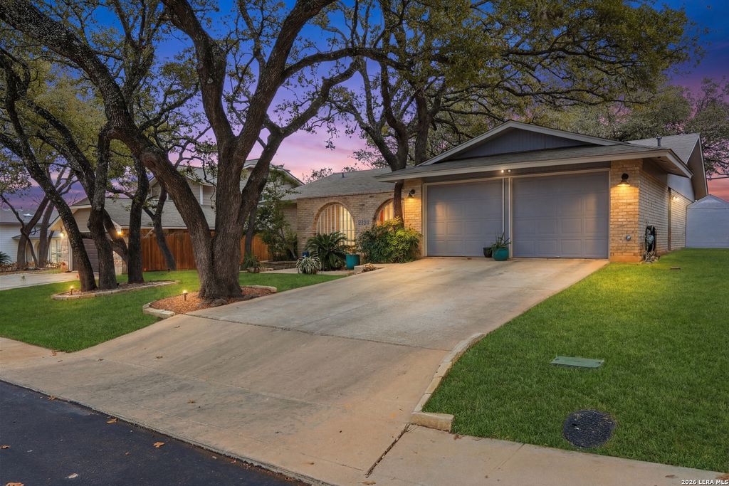 Photo of 6110 Woodmoor, San Antonio, TX 78249 (MLS # 1939733)