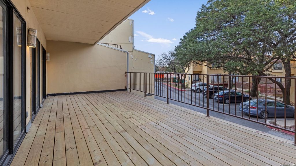 Photo of 8642 Fredericksburg 405 #405, San Antonio, TX 78240 (MLS # 1934587)
