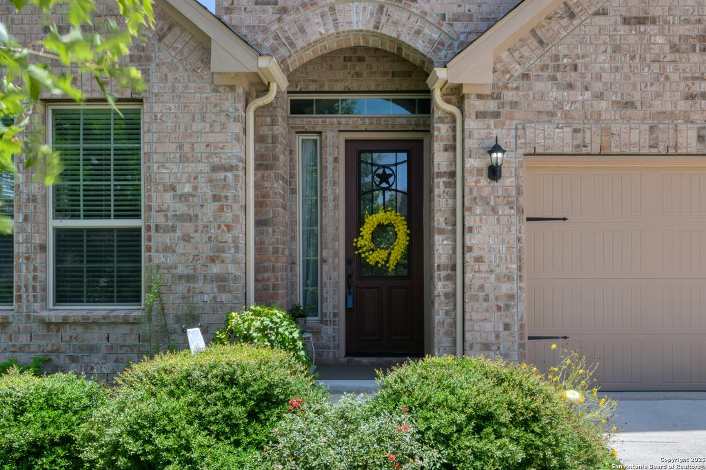 Photo of 28914 Throssel Ln, San Antonio, TX 78260 (MLS # 1877374)