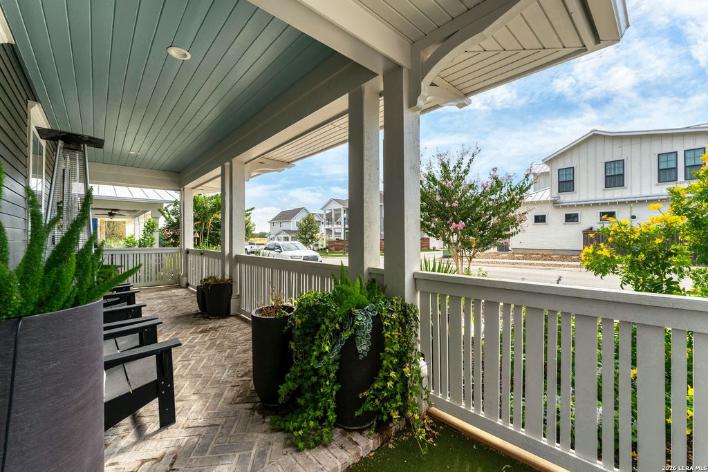 Photo of 1116 Hauptstrasse, New Braunfels, TX 78130 (MLS # 1966768)