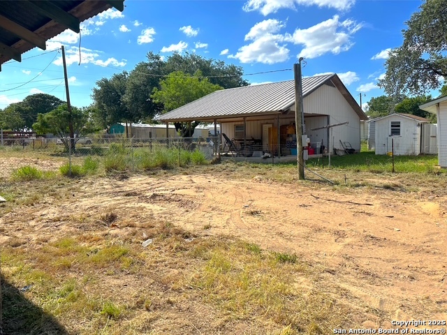 1207 & 1209 Florida