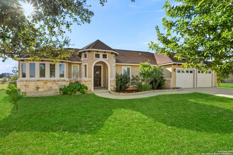 A home in Lytle