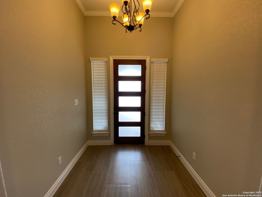 Photo of 4803 Viewcrest, San Antonio, TX 78217 (MLS # 1930131)