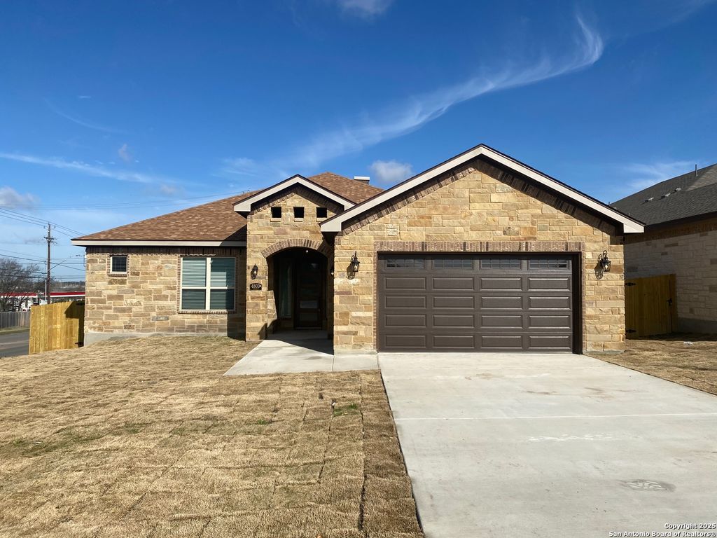 Photo of 4803 Viewcrest, San Antonio, TX 78217 (MLS # 1930131)