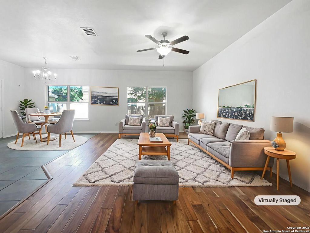 Photo of 204 Bridle, Cibolo, TX 78108 (MLS # 1868228)