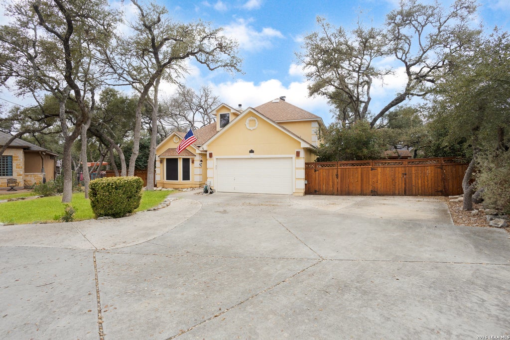 Photo of 419 Sunrise, San Antonio, TX 78260 (MLS # 1941149)