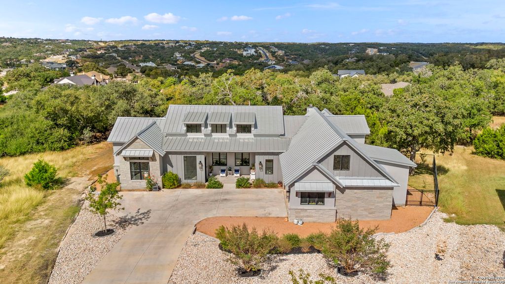 Photo of 1220 Brushy Curve, New Braunfels, TX 78132 (MLS # 1923362)