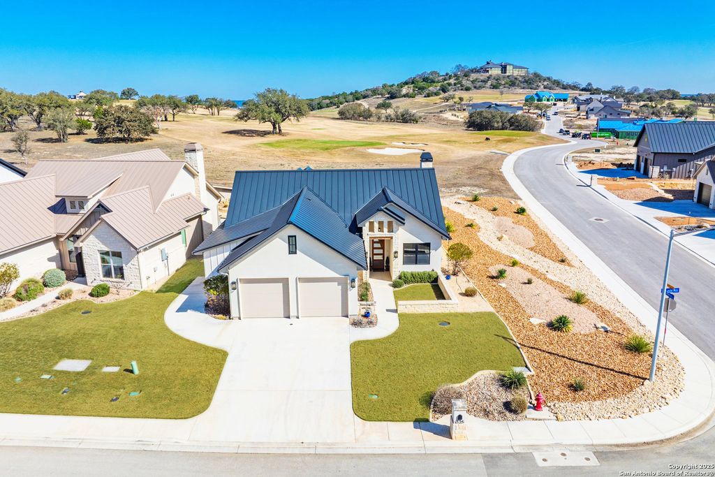 Photo of 1025 Comanche Hills, Kerrville, TX 78028 (MLS # 1920748)