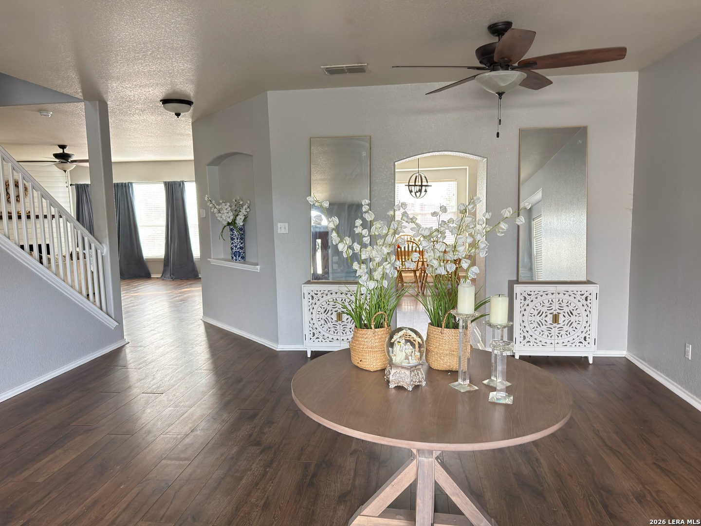 21206 Villa Valencia