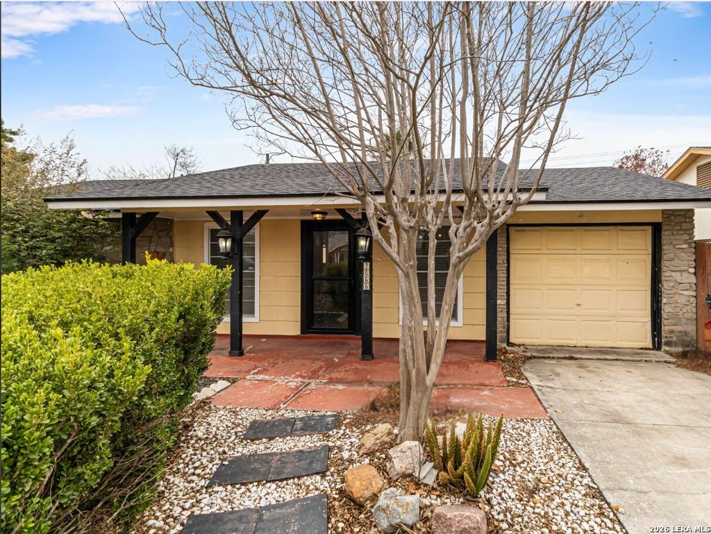 Photo of 7655 Glen Mont, San Antonio, TX 78239 (MLS # 1938412)