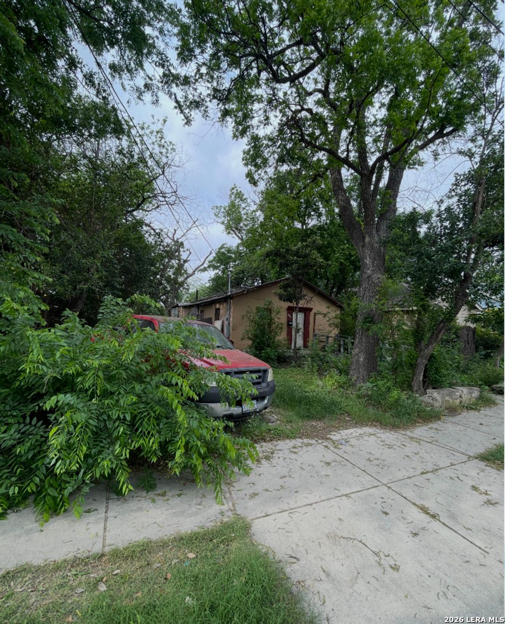 Photo of 416 E WOODLAWN AVE, San Antonio, TX 78212 (MLS # 1959030)