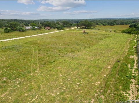 1585 Mogford Rd San Antonio TX 78264