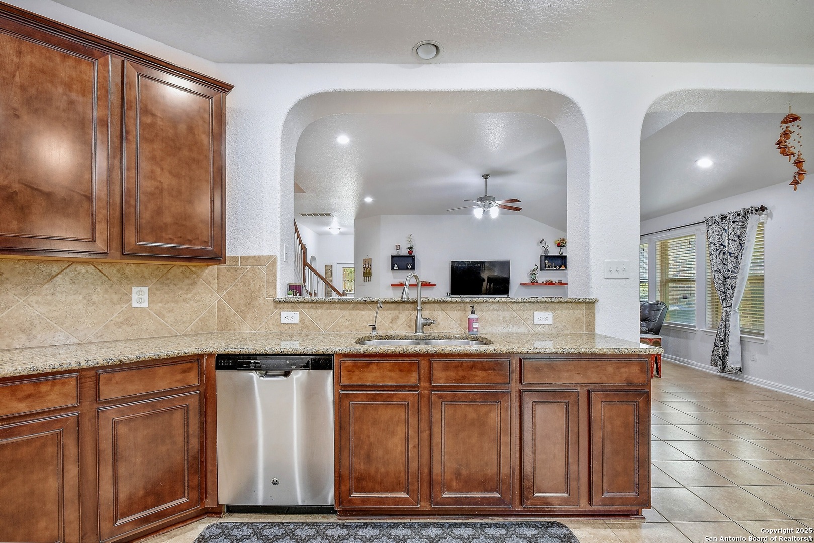 San Antonio, Texas 78255, United States, 4 Bedrooms Bedrooms, ,3 BathroomsBathrooms,Residential,Active,163255