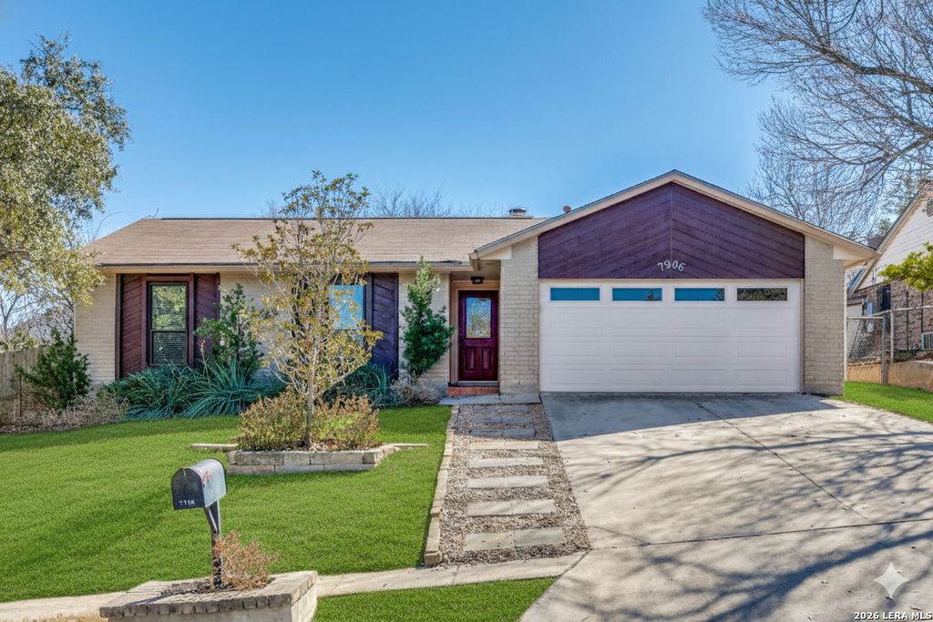 Photo of 7906 Dove Flight, San Antonio, TX 78250 (MLS # 1939727)