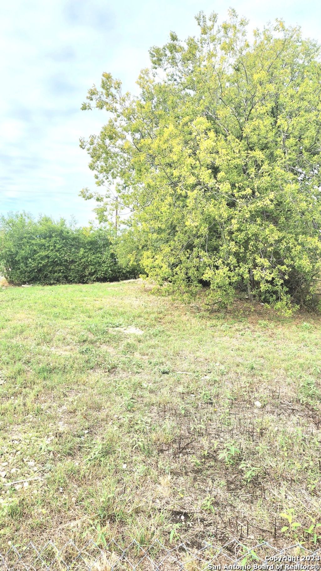 Photo of 703 NW 34th St, San Antonio, TX 78228 (MLS # 1730316)