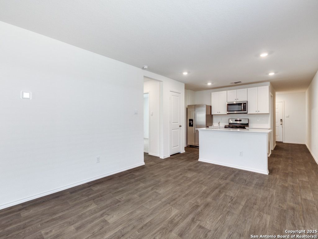 Photo of 13928 Sandstone Pass, San Antonio, TX 78253 (MLS # 1912827)