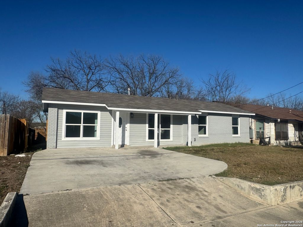 Photo of 6531 Buena Vista, San Antonio, TX 78237 (MLS # 1934383)