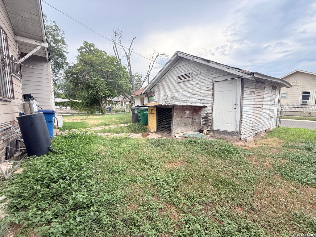 Photo of 1201 BURNET ST, San Antonio, TX 78202 (MLS # 2012202)