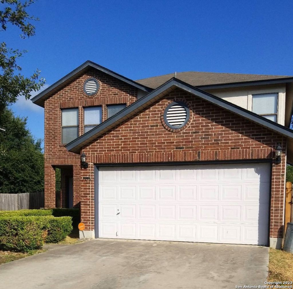 Photo of 1319 CARMEL OAKS, San Antonio, TX 78253 (MLS # 1955709)