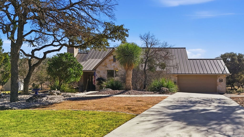 Photo of 1616 Canyon Lake Dr, Canyon Lake, TX 78133 (MLS # 1943400)
