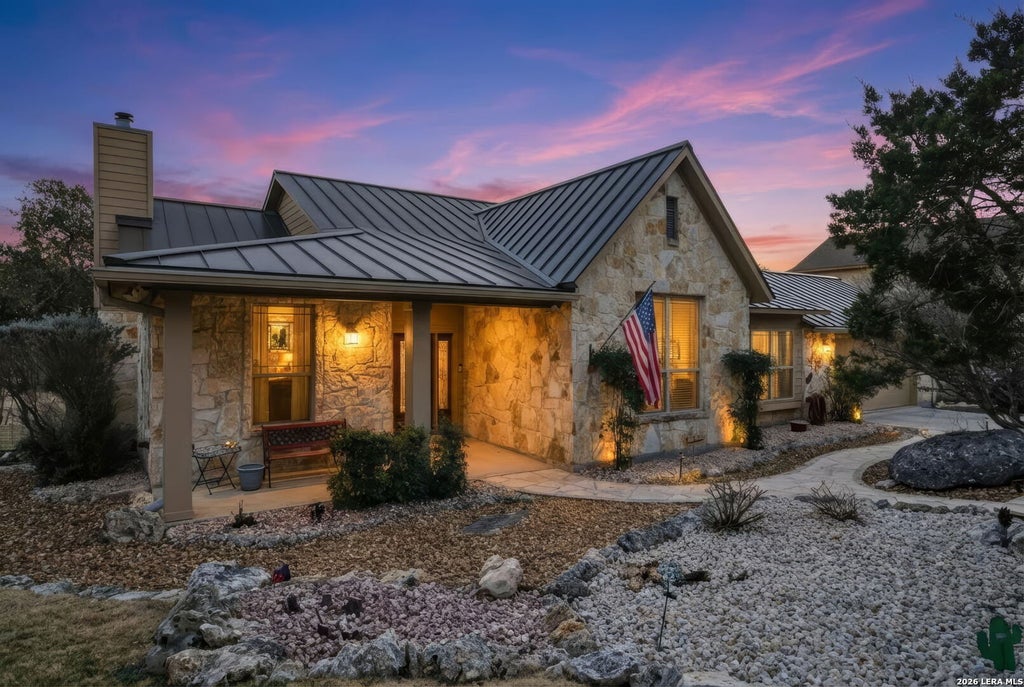 Photo of 1616 Canyon Lake Dr, Canyon Lake, TX 78133 (MLS # 1943400)