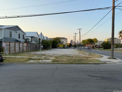 1524 McCullough San Antonio TX 78212