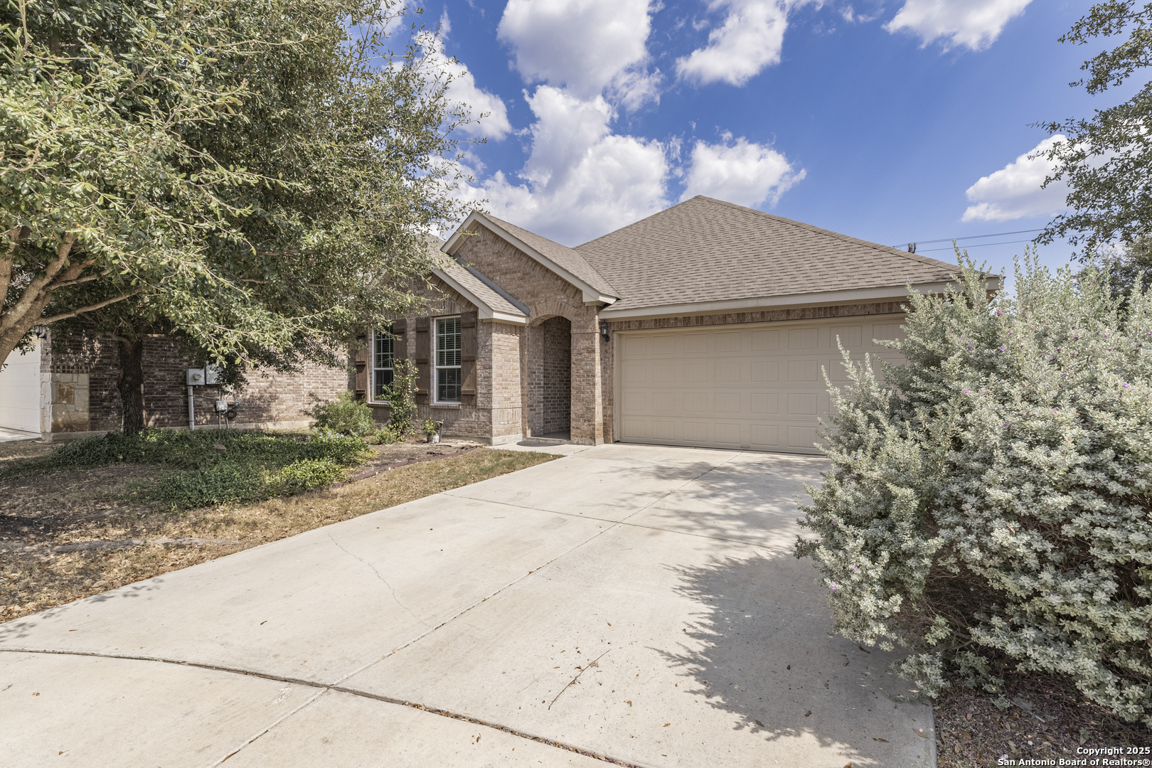 27402 Valle Verde