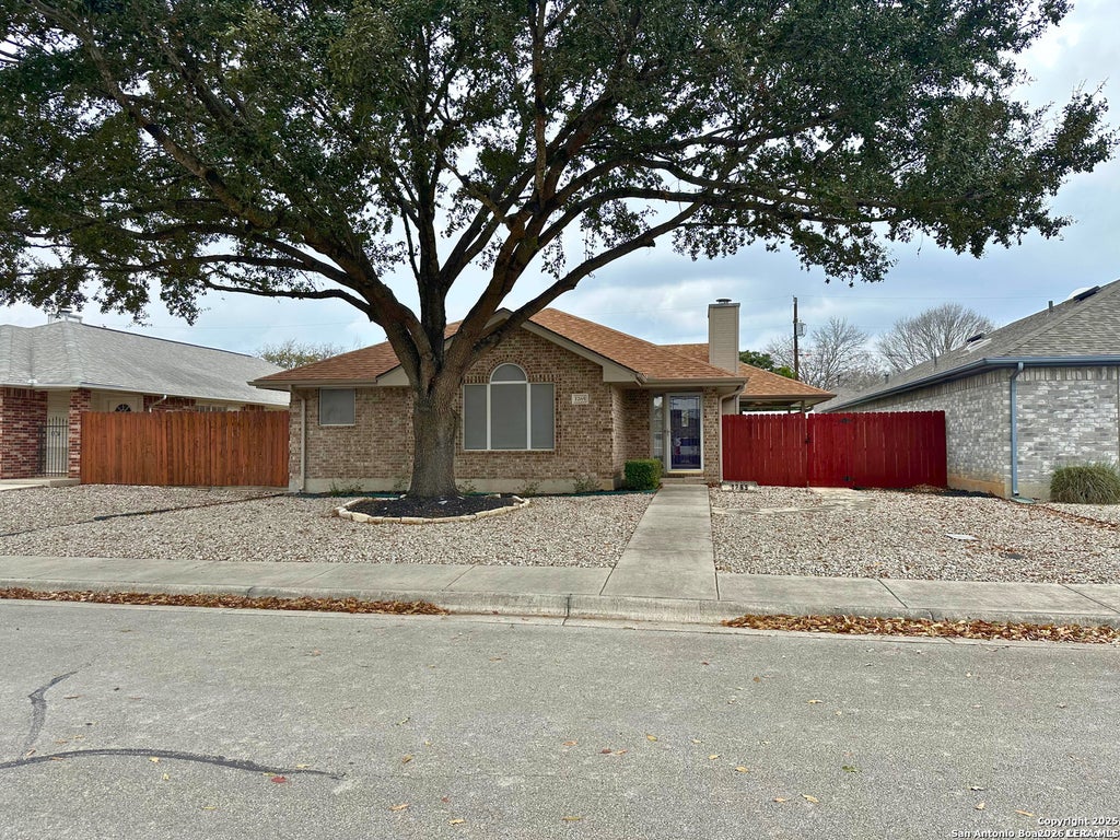 Photo of 1265 Buttercup, New Braunfels, TX 78130 (MLS # 1965249)