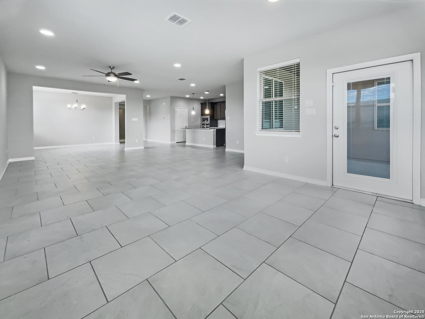 23006 Woodlawn Rdg