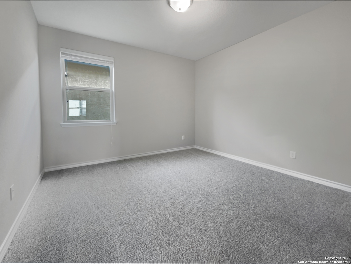 23006 Woodlawn Rdg
