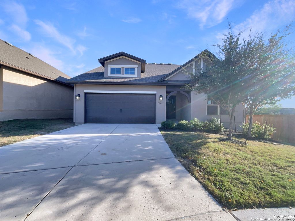 Photo of 23006 Woodlawn Rdg, San Antonio, TX 78259 (MLS # 1892766)