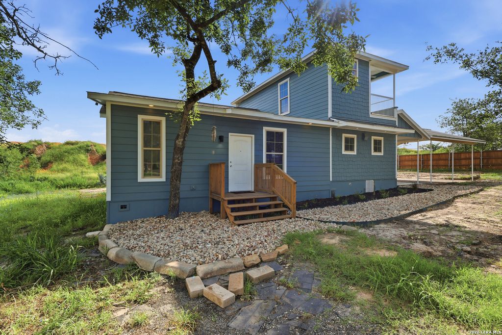 Photo of 2011 Mesquite Rdg, San Antonio, TX 78264 (MLS # 1991051)