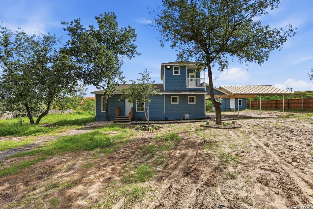 Photo of 2011 Mesquite Rdg, San Antonio, TX 78264 (MLS # 1991051)