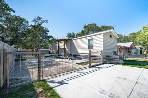 11 Sandra, Rockport, TX 78382 - #: 2018860