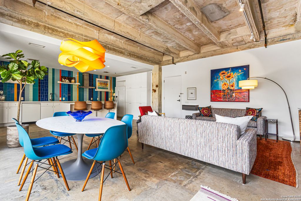 Photo of 1115 S Alamo 2408 #2408, San Antonio, TX 78210 (MLS # 1914771)