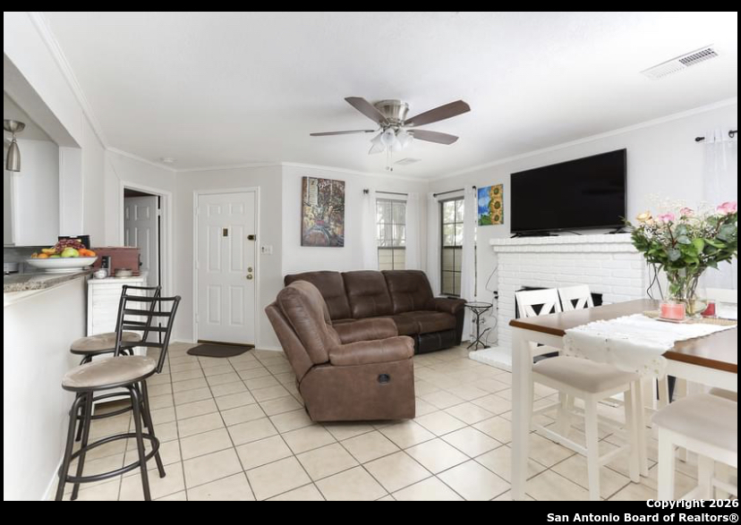 11610 Vance Jackson 869